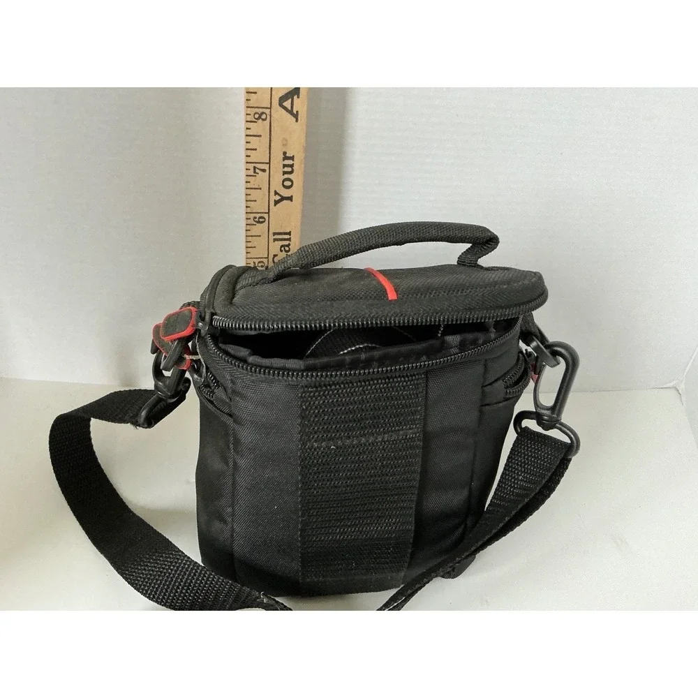 Nikon Coolpix‎ L840 Digital Camera 38x Zoom Black Case Logic Bag Bundle